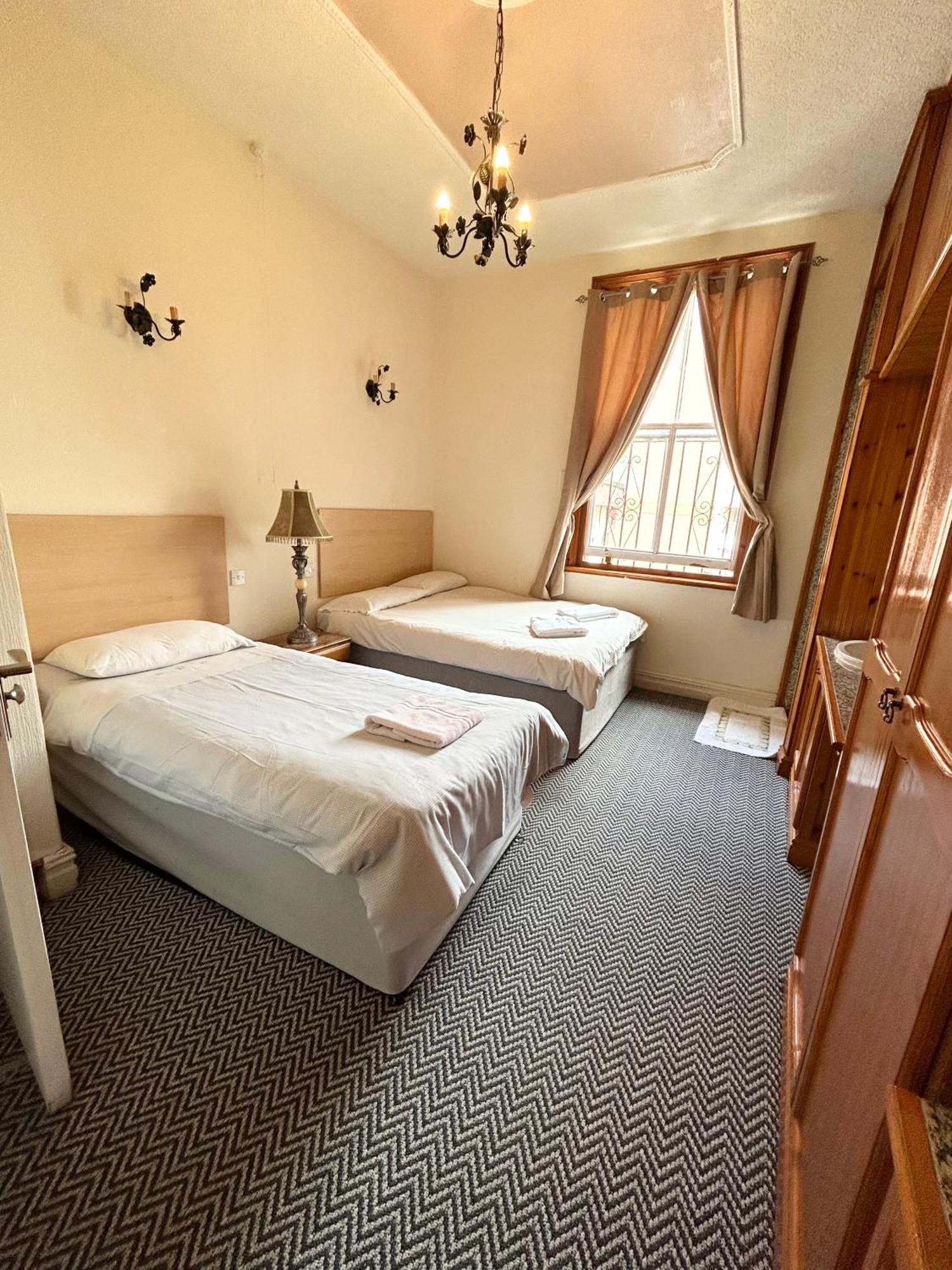 The Egerton Arms Hotel Salford Salford  Zewnętrze zdjęcie